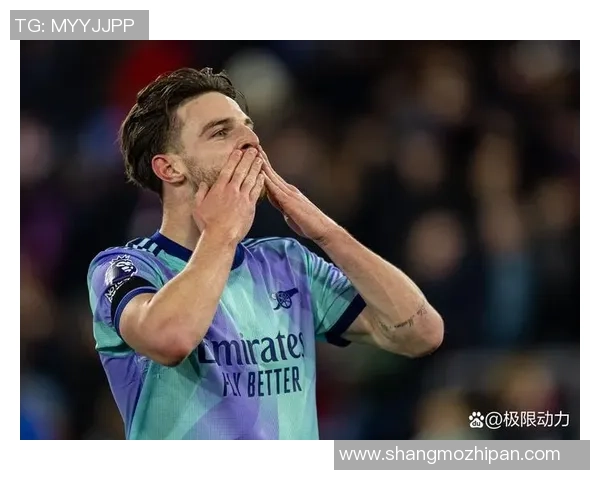 40岁高龄足球明星依然闪耀赛场挑战年轻球员的极限与激情 40岁高龄足球明星依然闪耀赛场挑战年轻球员的极限与激情