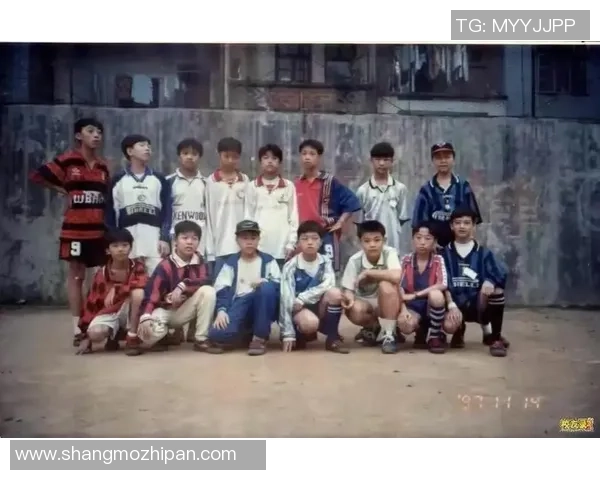 80后心中的足球传奇人物那些年我们追逐的绿茵梦想