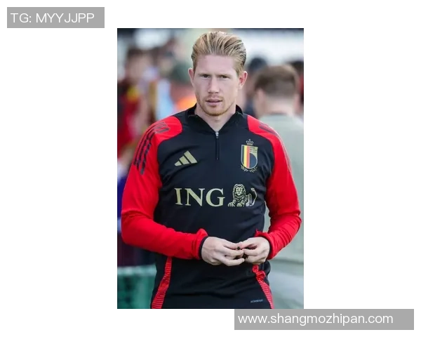 2019年全球足球明星风采盘点及其在赛场上的精彩表现分析 2019年全球足球明星风采盘点及其在赛场上的精彩表现分析