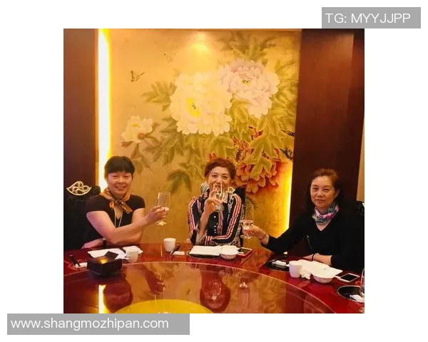 当娱乐圈明星邂逅足球明星一场跨界的奇妙互动与友谊之旅