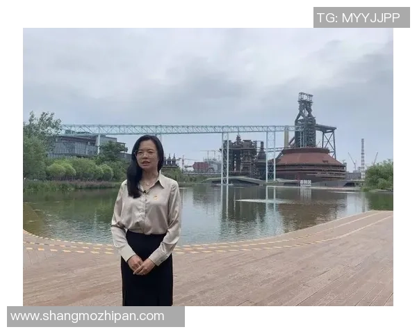 乒乓球场上的追梦旅程：吴娜的坚持与成长故事